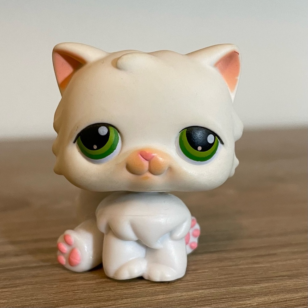 2004 Littlest Pet Shop White Persian Cat